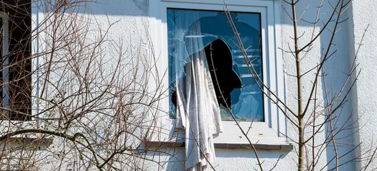 Storm Window Installation Contractors in Miramar, FL
