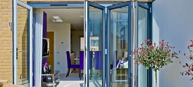 Commercial Door Glass Repair in Miramar, FL